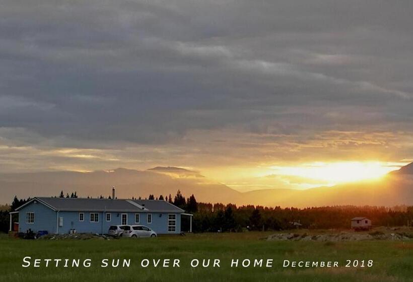 Kahurangi Twizel Hosted Bed & Breakfast