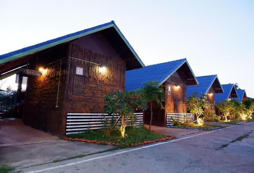 Kruachokhai Hotel & Resort