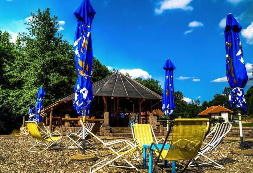 پانسیون Bosa Noga Rzav