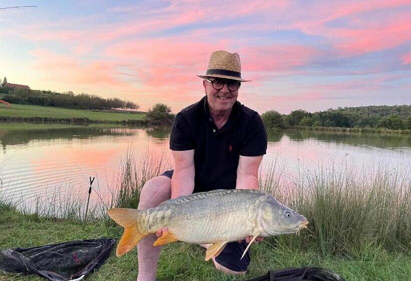 膳宿费 Gîtes Les Sources