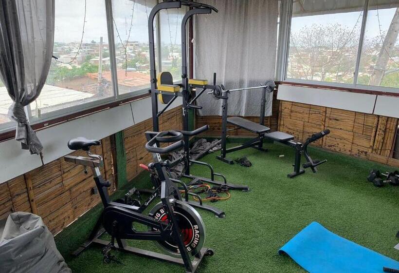 بنسيون Hostal Corazón Del Mar