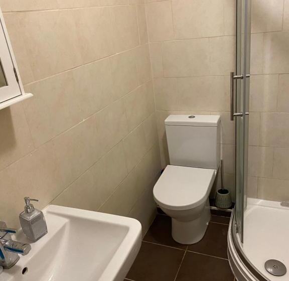 پانسیون Kcd Rooms Ellesmere Port