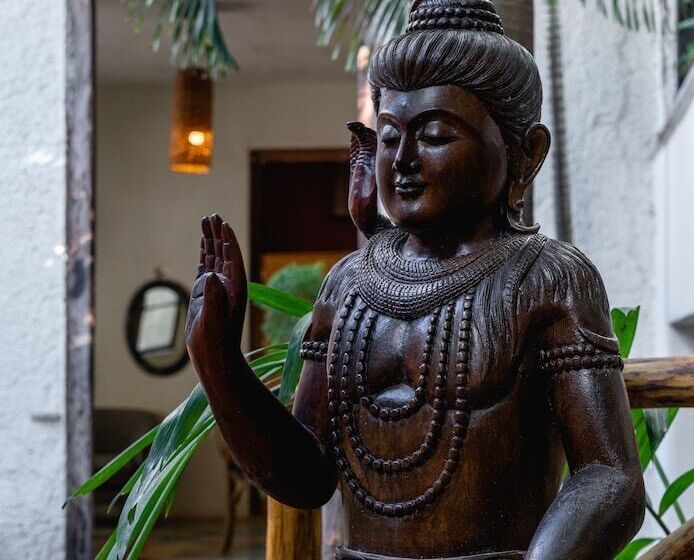 بنسيون Rustik Inn