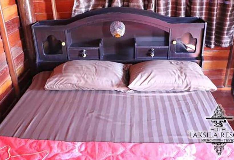 پانسیون Taksila Resort ฏักร์ศิลารีสอร์ท