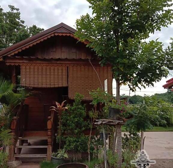 پانسیون Taksila Resort ฏักร์ศิลารีสอร์ท