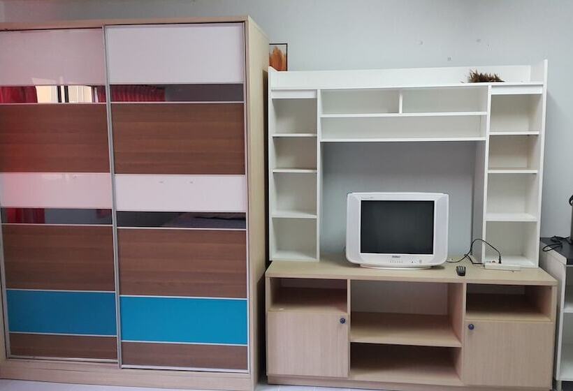 Popular Condo Muangthong Thani