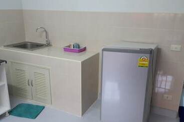 Popular Condo Muangthong Thani