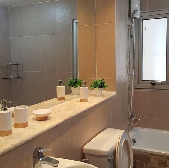 Popular Condo Muangthong Thani