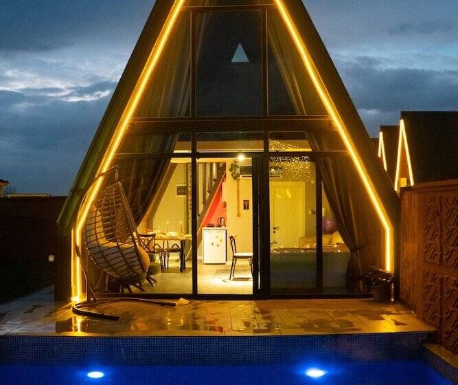 Triangle Life Suit