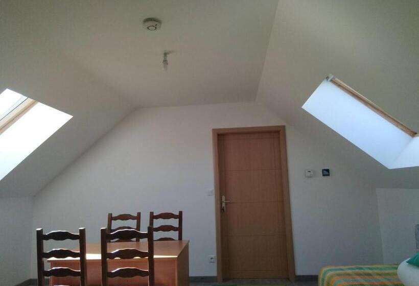 住宿加早餐  Chambres D Hôtes Reims   Bezannes