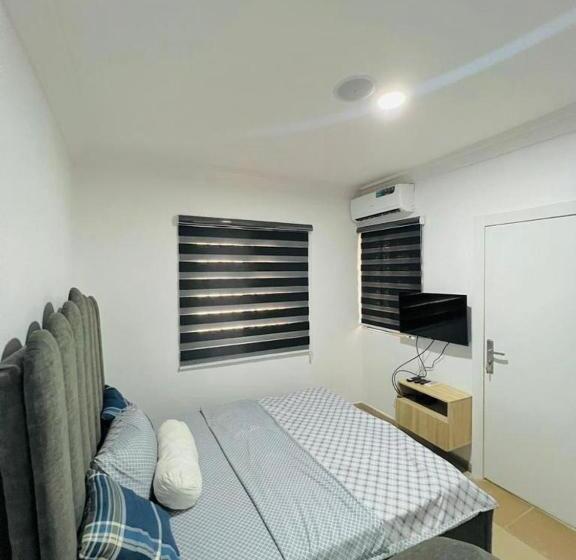 تختخواب و صبحانه 3bedroom Apartments Desay Villa