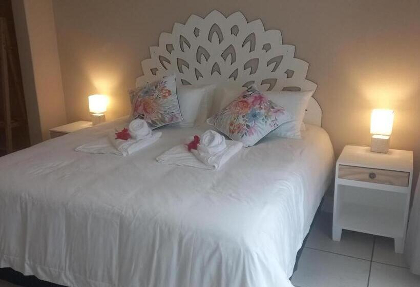 Bed and Breakfast The Secret Garden