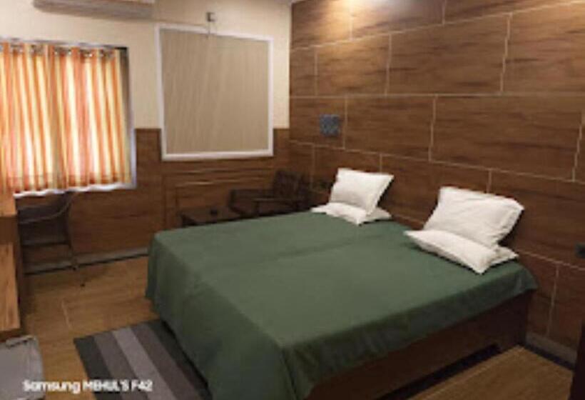 هتل Ashoka Cuttack