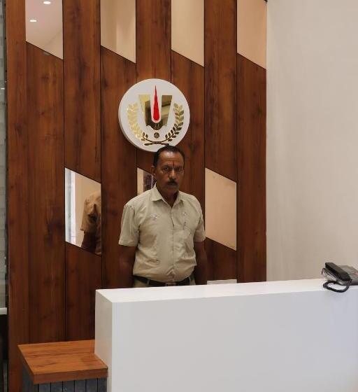 فندق Balaji Palace