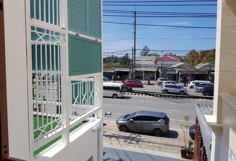 هتل Bania Boutique House
