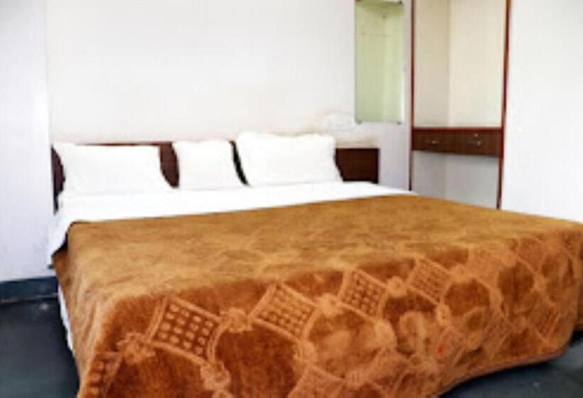 Hotel Devarshi, Maheshwar