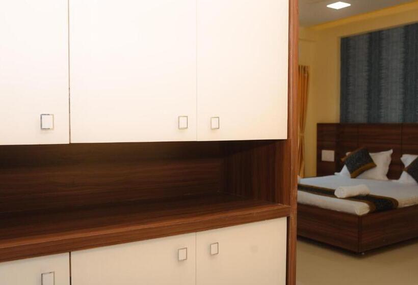 호텔 Ilif 2727 Sai Palace