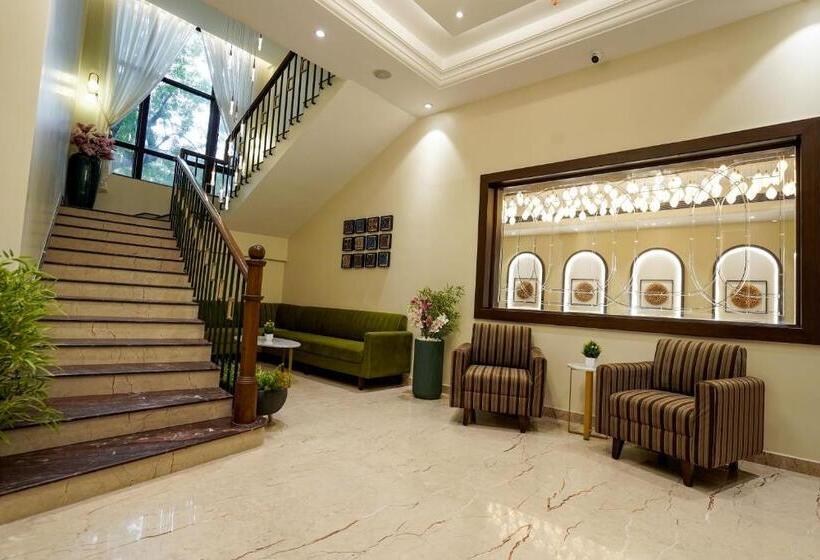 فندق M2 Square By Monday Premium