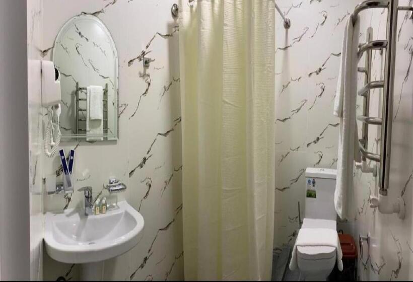 بنسيون Alifa Lux Guesthouse