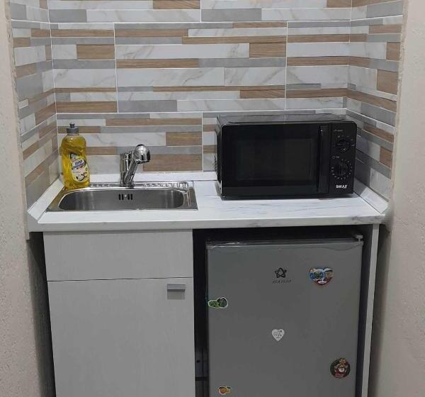 پانسیون Viktoria Apartment