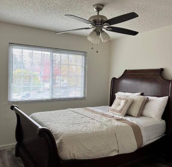 펜션 Zeekap Homes