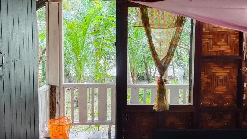 리조트 Baan Suan Kayoo 1 Long Beach Aow Yai