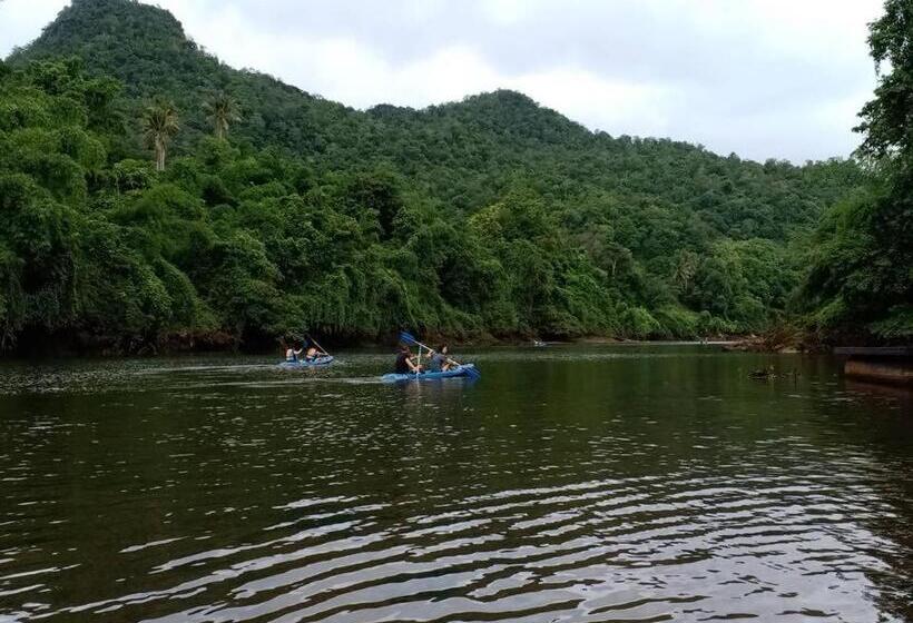 استراحتگاه Suan Ruen Rom View Raft