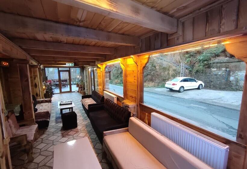 住宿加早餐  Rubaşi Otel Findikli