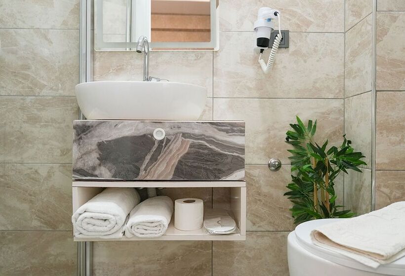 هتل Luxury Medea Taksim
