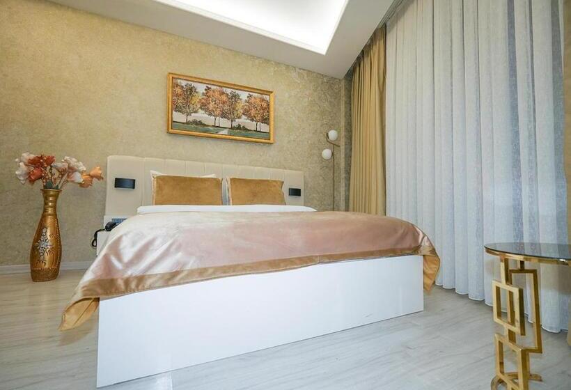 هتل Luxury Medea Taksim