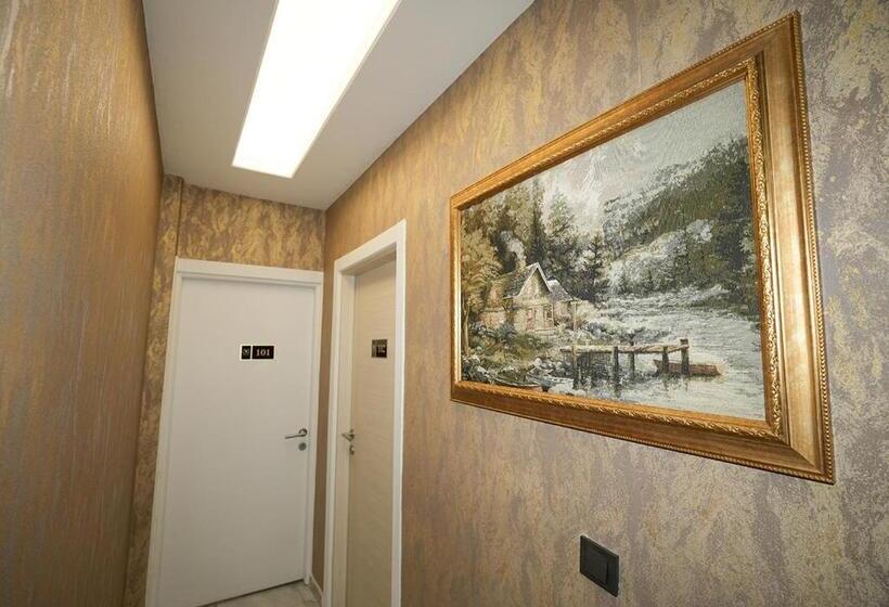هتل Luxury Medea Taksim