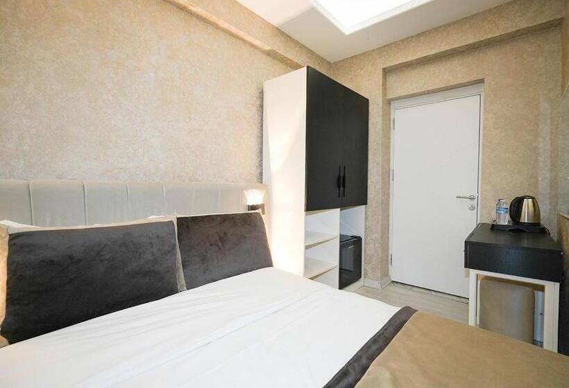 هتل Luxury Medea Taksim