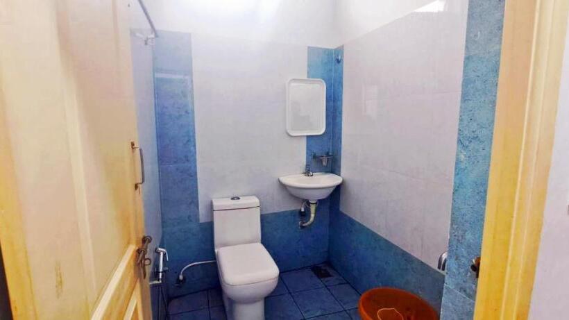 هتل Staymaker Juju Residency