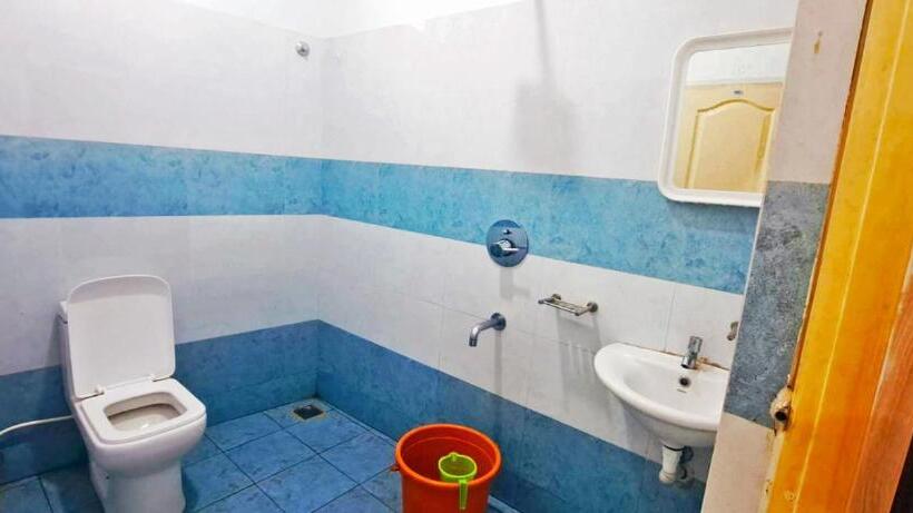 هتل Staymaker Juju Residency