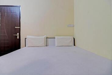 Oyo Hotel Moonlight