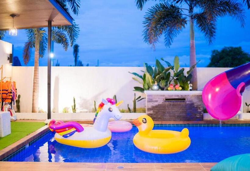 펜션 นวินดาพูลวิลล่า