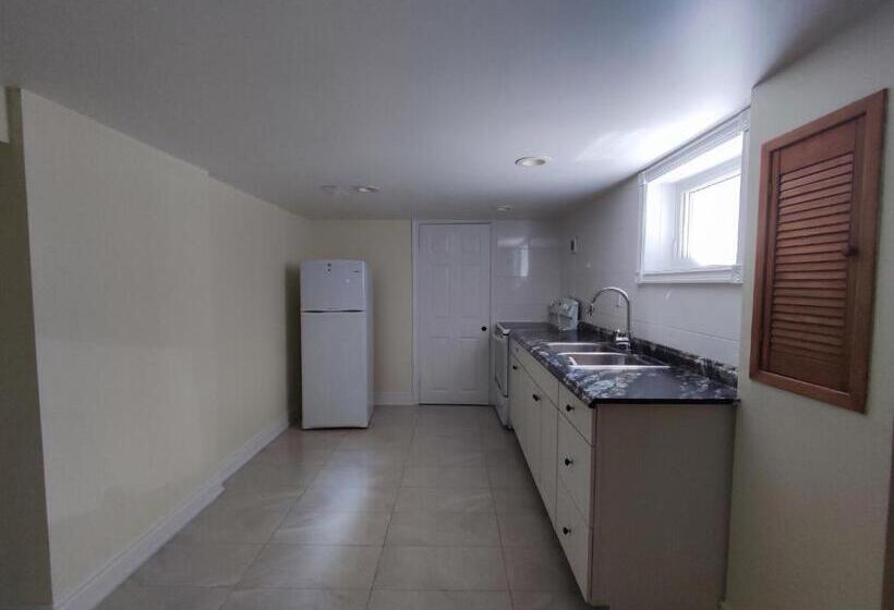 膳宿费 Enfield Park House