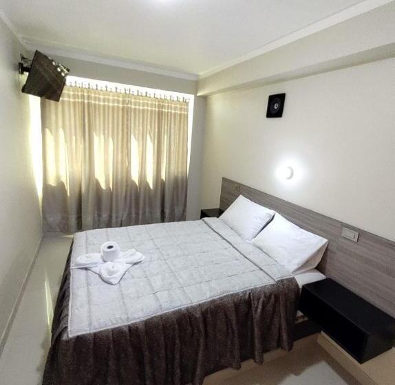 پانسیون Hostal El Reflejante