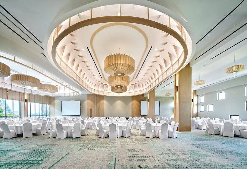 Vivere Hotel, Artotel Curated