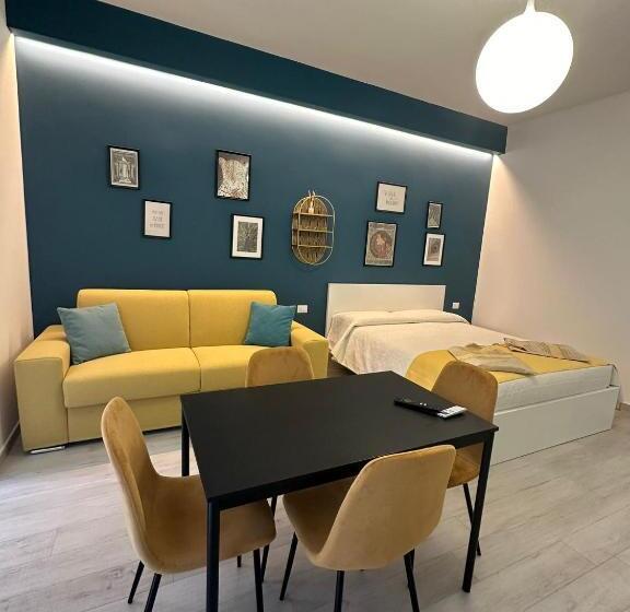 تختخواب و صبحانه Muralta Suite & Luxury Rooms