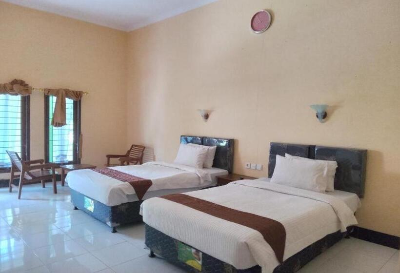 فندق Capital O 93391 Golden Manggis