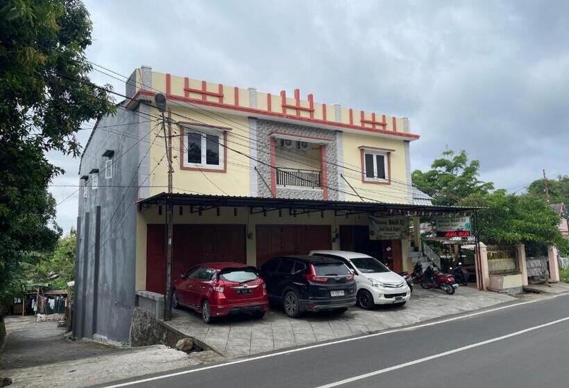 هتل Oyo 93412 Kost Irma Syariah