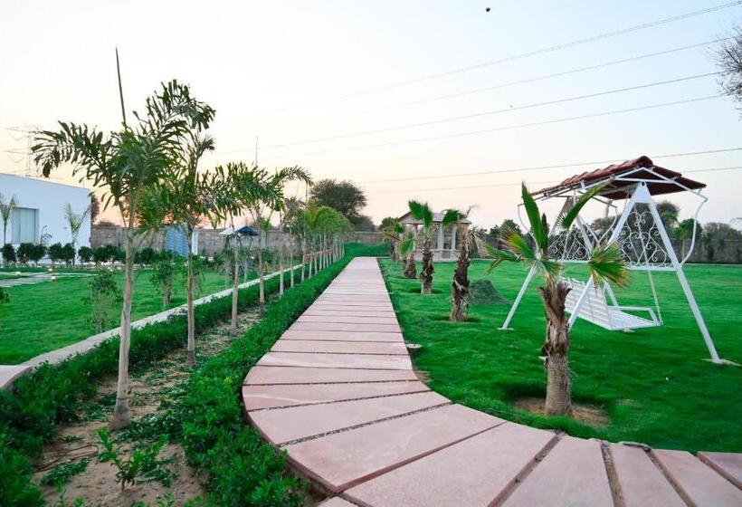 فندق The Peace  A 2bhk Luxury Private Pool Villa