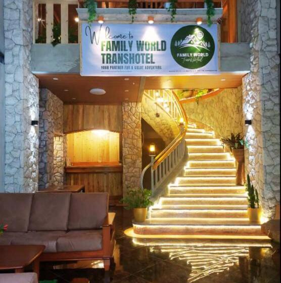 پانسیون Family World Transhotel: Jemimah & Abraham
