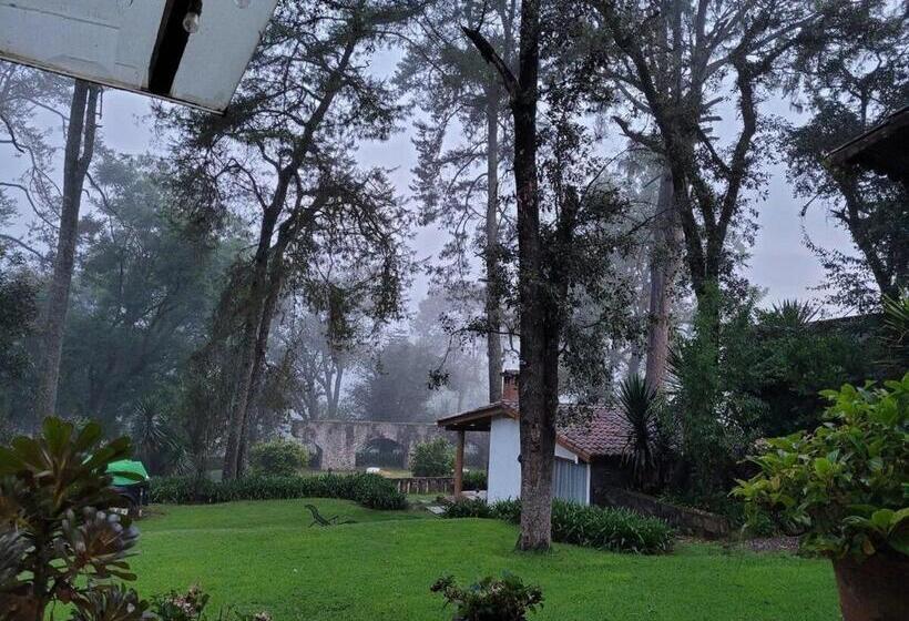 بنسيون Granero De Las Joyas, Valle De Bravo