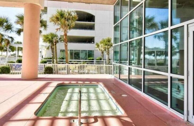 پانسیون Oceanfront Get Away