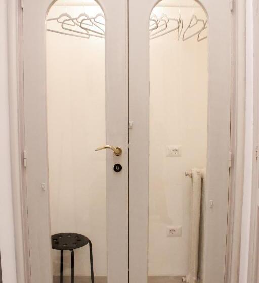 پانسیون Room Salerno Center House  Corso Vittorio Emanuele