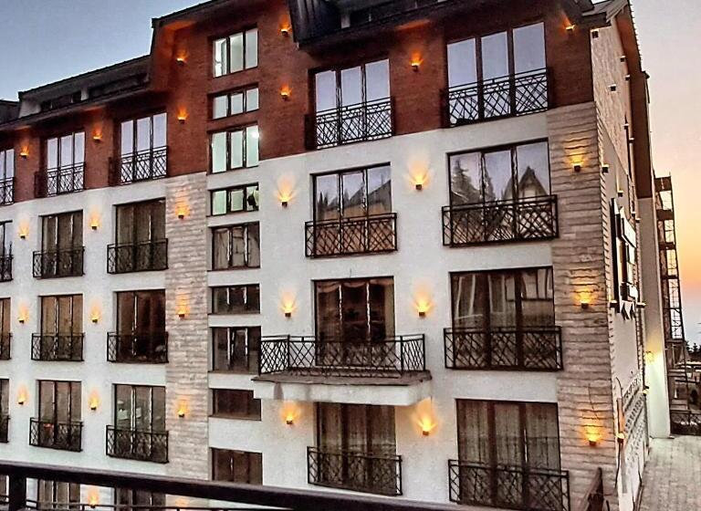 President Kop Apartman 106