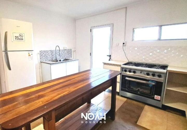 فندق صغير Noah Housing
