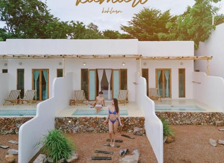 تختخواب و صبحانه Kamari Cafe&resort Kohlarn คามารีคาเฟ่แอนด์รีสอร์ทเกาะล้าน